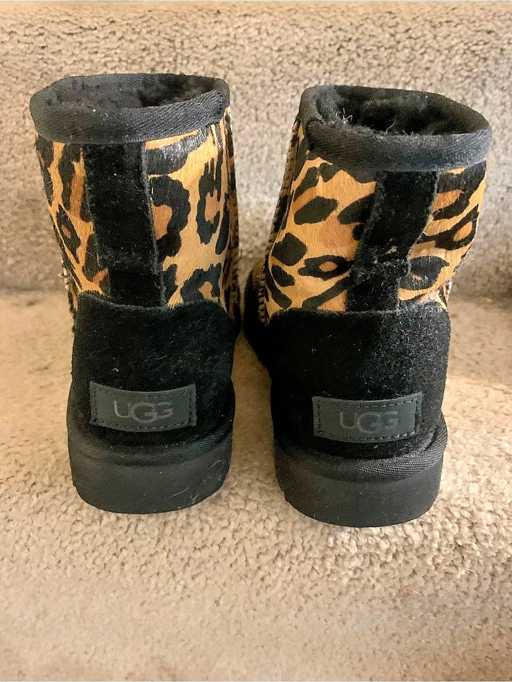 UGG Classic Ultra Mini Plains Leopard Boot Boots - Picture 2 of 3